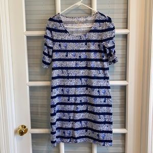 Short sleeve dress